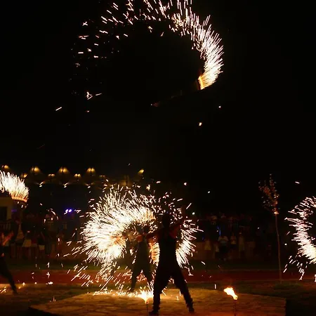 Otel Ramada By Wyndham Akbuk 4*