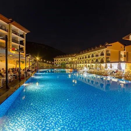 Hotell Ramada By Wyndham Akbuk