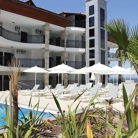 Otel Ramada By Wyndham Akbuk