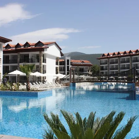 Otel Ramada By Wyndham Akbuk