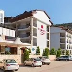 Ramada By Wyndham Akbuk 4* أكبوك