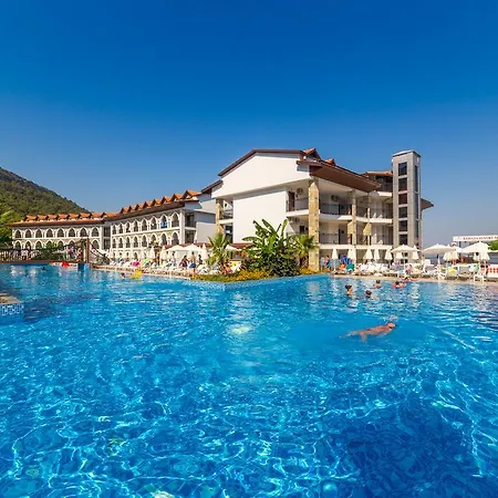 Ramada By Wyndham Akbuk Akbük